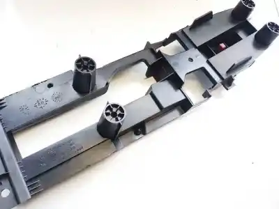 Pezzo di ricambio per auto di seconda mano plastica per bmw 1502-2002 (e10) 1802 riferimenti oem iam 51162752947  122737-13
