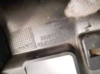 Pezzo di ricambio per auto di seconda mano plastica per volvo v50 (545) 2.0 d riferimenti oem iam 30680133  