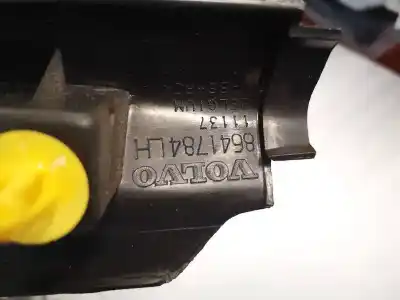 Pezzo di ricambio per auto di seconda mano plastica per volvo v50 (545) 2.0 d riferimenti oem iam 8641784  
