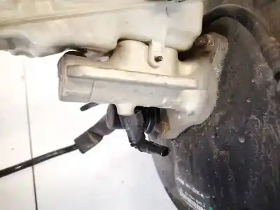 Peça sobressalente para automóvel em segunda mão bomba de travões por volvo v50 (545) 2.0 d referências oem iam 