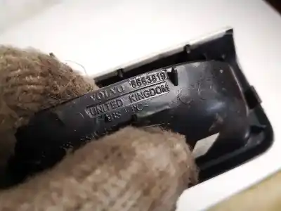 Pezzo di ricambio per auto di seconda mano plastica per volvo v50 (545) 2.0 d riferimenti oem iam 8663819  