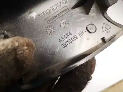 Pezzo di ricambio per auto di seconda mano plastica per volvo v50 (545) 2.0 d riferimenti oem iam 30715409  