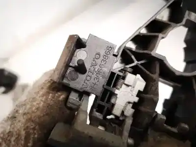 Peça sobressalente para automóvel em segunda mão puxador exterior traseiro direito por volvo v50 (545) 2.0 d referências oem iam 30663866  