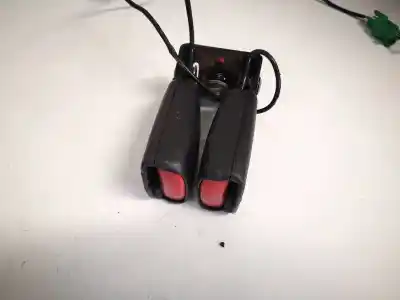Peça sobressalente para automóvel em segunda mão chicote / encaixe cinto segurança traseiro central por volvo v50 (545) 2.0 d referências oem iam 