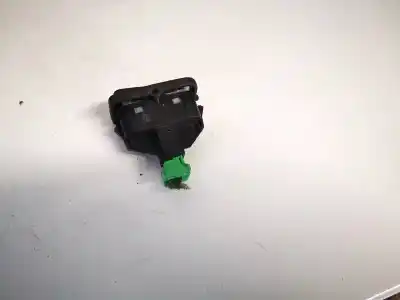 Second-hand car spare part switch for volvo v50 (545) 2.0 d oem iam references 30669958  30669957