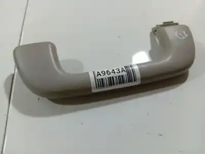 Автозапчасти б/у потолочная ручка за toyota auris, i e15 2006.10 - 2012.10 2.0l 93kw d-4d 2006.10 - 2012.10 ссылки oem iam 6746838010