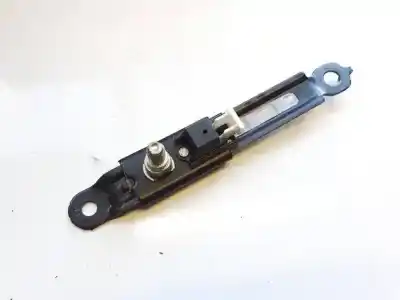 Second-hand car spare part left front seat belt buckle for toyota auris, i e15 2006.10 - 2012.10 2.0l 93kw d-4d 2006.10 - 2012.10 oem iam references e563001   Second-hand car spare part left front seat belt buckle for toyota auris, i e15 2006.10 - 2012.10 2.0l 93kw d-4d 2006.10 - 2012.10 oem iam references e563001