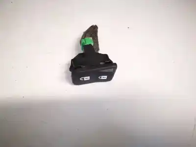 Peça sobressalente para automóvel em segunda mão trocar por volvo v50 (545) 2.0 d referências oem iam 30669957