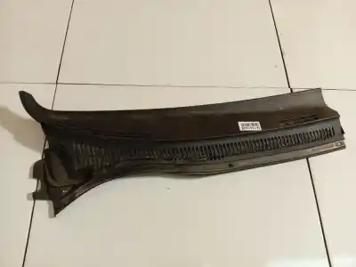 Peça sobressalente para automóvel em segunda mão grelha torpedo curcuvan por toyota avensis (_t25_) 2.2 d-cat (adt251_) referências oem iam 