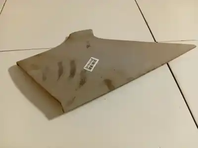 Peça sobressalente para automóvel em segunda mão plásticos por toyota avensis (_t25_) 2.2 d-cat (adt251_) referências oem iam 