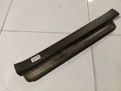 Автозапчасти б/у пластик за toyota avensis (_t25_) 2.0 d-4d (adt250_) ссылки oem iam 6791405050