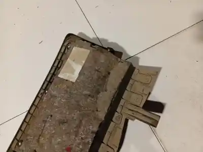 Автозапчасти б/у бардачок за audi a6 c4 (4a2) 1.9 tdi ссылки oem iam 4a0010109  4a0 010 109