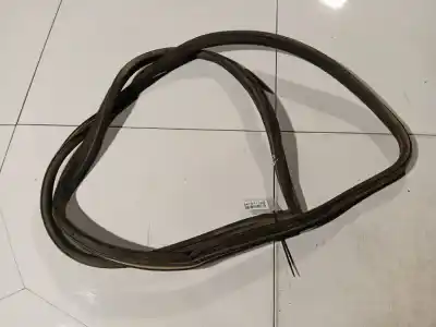 Автозапчасти б/у контур двери резиновый за AUDI 80 B4 SEDÁN (8C2) 1.9 TDI ссылки OEM IAM   