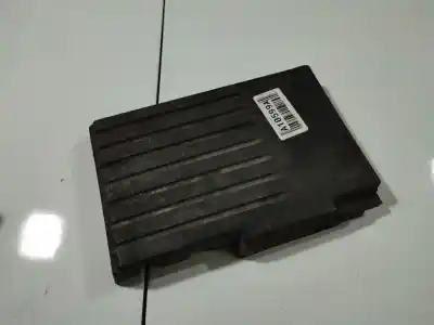 Peça sobressalente para automóvel em segunda mão caixa de fusíveis e relés por peugeot 406 (8b) 1.9 td referências oem iam 9626780580