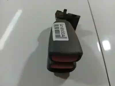 Peça sobressalente para automóvel em segunda mão chicote / encaixe cinto segurança traseiro central por opel omega b 2.0 16v cat (x 20 xev / l34) referências oem iam 