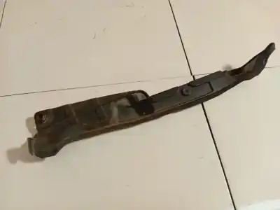 Peça sobressalente para automóvel em segunda mão plásticos por toyota avensis (_t25_) 2.2 d-cat (adt251_) referências oem iam 5586605020rh