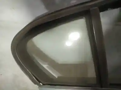 Peça sobressalente para automóvel em segunda mão vidro custódia triangular traseiro direito por bmw 1 (e81) 118 d referências oem iam as2