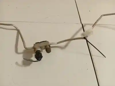 Peça sobressalente para automóvel em segunda mão tubos de ar condicionado por toyota auris (_e15_) 2.0 d-4d (ade150_) referências oem iam   