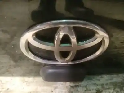 Peça sobressalente para automóvel em segunda mão emblema por toyota aygo (_b1_) 1.0 (kgb10_) referências oem iam 