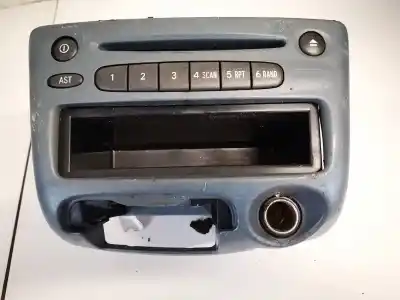 Piesă de schimb auto la mâna a doua sistem audio / cd radio casetofon pentru toyota yaris (_p1_) 1.0 (scp10_) referințe oem iam 8612052030