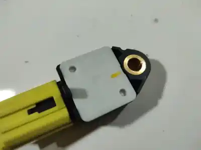 Second-hand car spare part sensor for toyota auris, i e15 2006.10 - 2012.10 2.0l 93kw d-4d 2006.10 - 2012.10 oem iam references 8983102080  89831-02080, 0347070353 Second-hand car spare part sensor for toyota auris, i e15 2006.10 - 2012.10 2.0l 93kw d-4d 2006.10 - 2012.10 oem iam references 8983102080  89831-02080, 0347070353