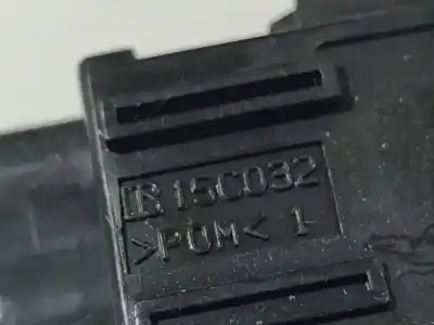 Second-hand car spare part switch for toyota auris, i e15 2006.10 - 2012.10 2.0l 93kw d-4d 2006.10 - 2012.10 oem iam references 15c032  15c032 Second-hand car spare part switch for toyota auris, i e15 2006.10 - 2012.10 2.0l 93kw d-4d 2006.10 - 2012.10 oem iam references 15c032  15c032