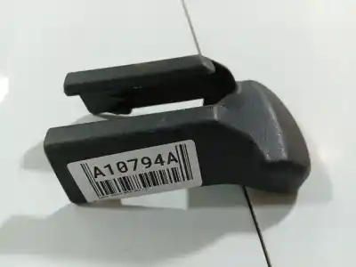 Second-hand car spare part plastics for toyota corolla verso (zer_, zze12_, r1_) 2.0 d-4d (cur10_) oem iam references 721230f010