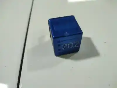 Second-hand car spare part relay for volkswagen passat b5 variant (3b5) 1.9 tdi oem iam references 8a0951253  8a0 951 253