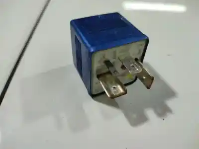 Second-hand car spare part relay for volkswagen passat b5 variant (3b5) 1.9 tdi oem iam references 8a0951253  8a0 951 253