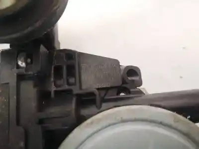 Second-hand car spare part left front window motor for lexus is ii (_e2_) 220d (ale20) oem iam references 8572058010  85720-58010, 062040-1770