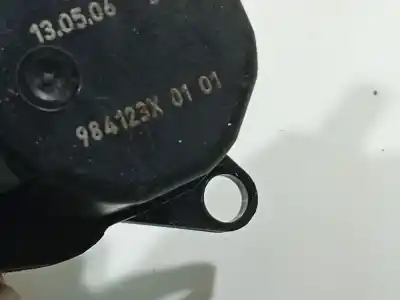 Peça sobressalente para automóvel em segunda mão motor de abertura da comporta de sofagem por saab 9-5 ranchera familiar (ys3e) 1.9 tid referências oem iam 984123x0101  984123x 01 01