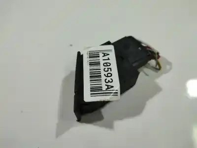 Peça sobressalente para automóvel em segunda mão  por PEUGEOT 406 (8B)  Referências OEM IAM 1925698  1925698