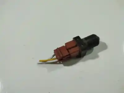 Peça sobressalente para automóvel em segunda mão trocar por peugeot 406 (8b) 2.0 hdi 110 referências oem iam 