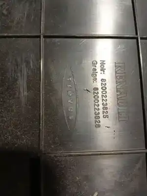 Автозапчастина б/у бардачок для renault scénic ii (jm0/1_) 1.6 bifuel посилання на oem iam 8200223825  8200223825, 8200223828