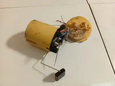 Peça sobressalente para automóvel em segunda mão boia / bomba combustível por bmw 1 (e81) 118 d referências oem iam 04070503