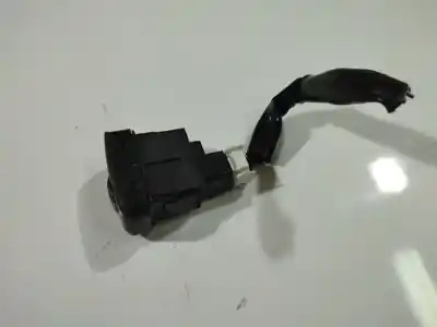 Tweedehands auto-onderdeel lichtbesturing voor honda cr-v (rd8) 2.0 vtec cat oem iam-referenties m20010 Tweedehands auto-onderdeel lichtbesturing voor honda cr-v (rd8) 2.0 vtec cat oem iam-referenties m20010