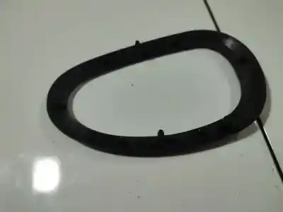 Peça sobressalente para automóvel em segunda mão plásticos por peugeot 406 (8b) 2.0 hdi 110 referências oem iam 96269072