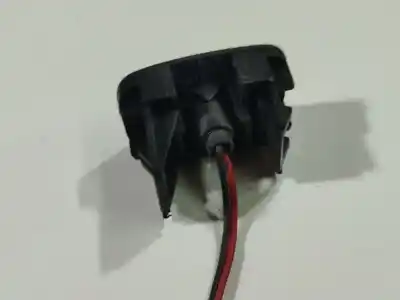 Peça sobressalente para automóvel em segunda mão luz da chapa de matrícula por honda cr-v (rd8) 2.0 vtec cat referências oem iam    Peça sobressalente para automóvel em segunda mão luz da chapa de matrícula por honda cr-v (rd8) 2.0 vtec cat referências oem iam