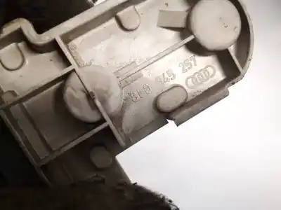 Автозапчасти б/у подставка для лампы за audi a3 (8l1) 1.9 tdi ссылки oem iam 8l0945257  