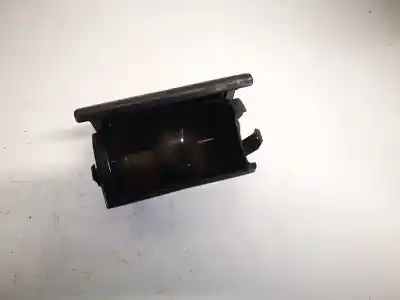 Автозапчастина б/у попільничка для audi a3 (8l1) 1.9 tdi посилання на oem iam 8l0857961   Автозапчастина б/у попільничка для audi a3 (8l1) 1.9 tdi посилання на oem iam 8l0857961