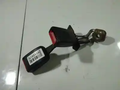 Pezzo di ricambio per auto di seconda mano gancio cintura posteriore sinistro per audi a6 c4 (4a2) 1.9 tdi riferimenti oem iam 8d0857739