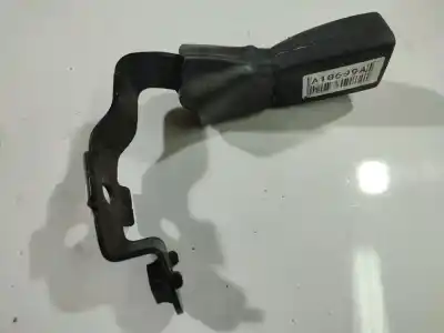 Автозапчасти б/у крюк для ремня передний правый за toyota avensis (_t25_) 2.0 d-4d (adt250_) ссылки oem iam 