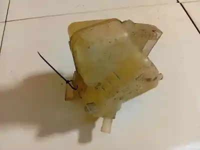 Peça sobressalente para automóvel em segunda mão depósito de expansão por ford fiesta vi (cb1, ccn) 1.4 tdci referências oem iam n05001a00  n05001a-00 Peça sobressalente para automóvel em segunda mão depósito de expansão por ford fiesta vi (cb1, ccn) 1.4 tdci referências oem iam n05001a00  n05001a-00