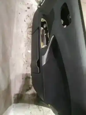 Tweedehands auto-onderdeel bekleding rechts voordeur voor lexus is ii (_e2_) 220d (ale20) oem iam-referenties 