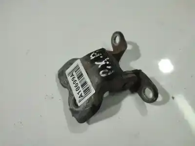 Автозапчасти б/у дверной фиксатор за toyota avensis (_t25_) 2.0 d-4d (adt250_) ссылки oem iam 