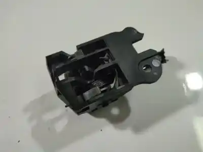 Second-hand car spare part interior right front handle for toyota auris, i e15 2006.10 - 2012.10 2.0l 93kw d-4d 2006.10 - 2012.10 oem iam references 62318a2  62318 a2