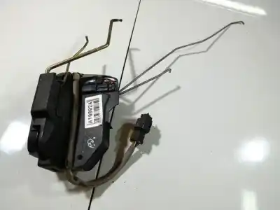 Peça sobressalente para automóvel em segunda mão fechadura da porta dianteira direita por hyundai getz (tb) 1.3 referências oem iam 