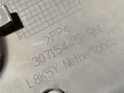 Pezzo di ricambio per auto di seconda mano plastica per volvo v50 (545) 1.6 d riferimenti oem iam 30715445  30715445