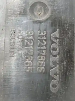 Pezzo di ricambio per auto di seconda mano plastica per volvo v50 (545) 1.6 d riferimenti oem iam 31217666  31217666, 31217665