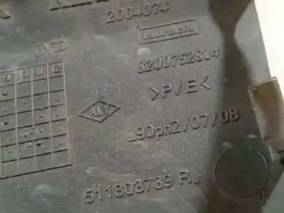 Автозапчастина б/у задні модинги для dacia logan (ls_) 1.5 dci (ls04) посилання на oem iam 2004074  200-4074, 8200752814, 511803739 r, 511803739r Автозапчастина б/у задні модинги для dacia logan (ls_) 1.5 dci (ls04) посилання на oem iam 2004074  200-4074, 8200752814, 511803739 r, 511803739r